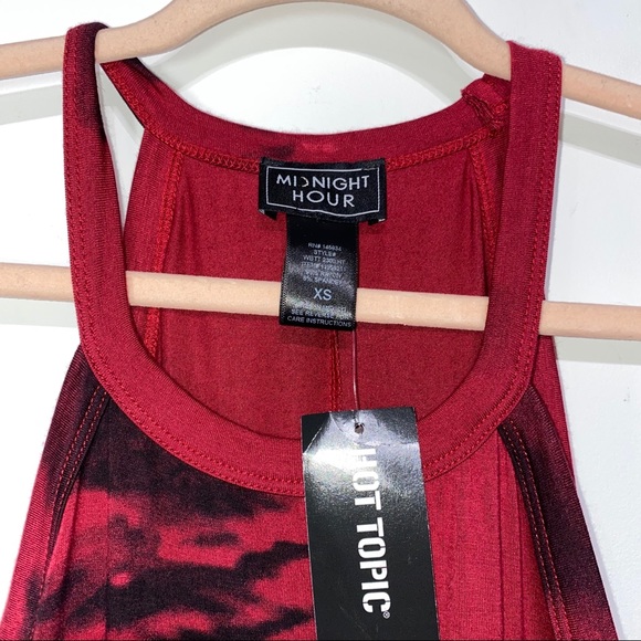 Tie-Dye Glitter Skull Tank - Picture 6 of 9